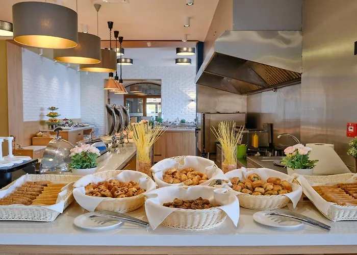 Viva Mare By Santa Marina Хотел