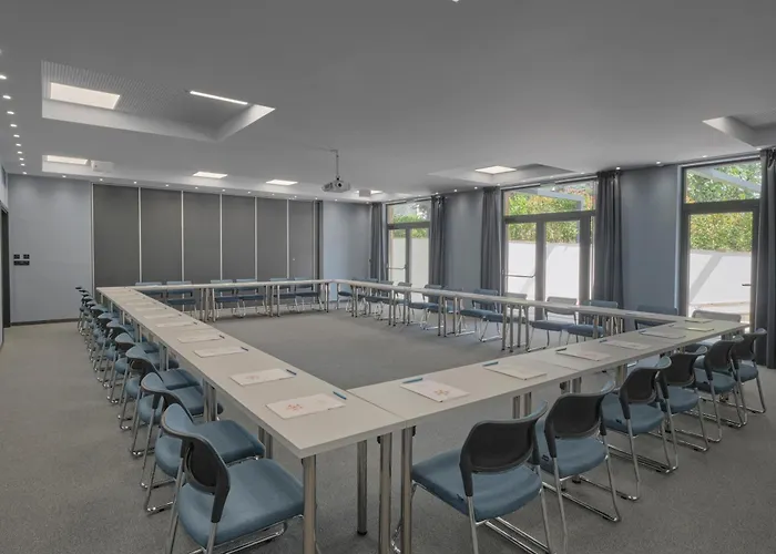 Viva Mare By Santa Marina Хотел 4*