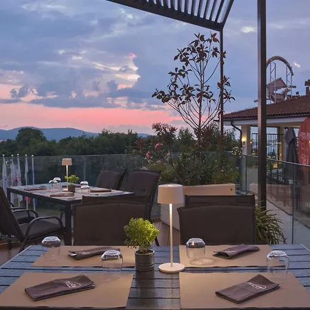 Viva Mare By Santa Marina