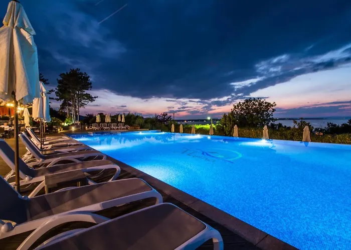 Viva Mare By Santa Marina Hotel